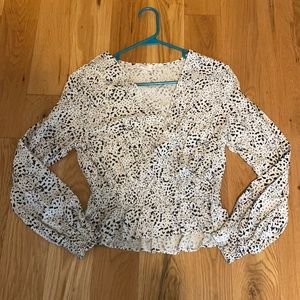 Never worn Japan size medium black & white blouse